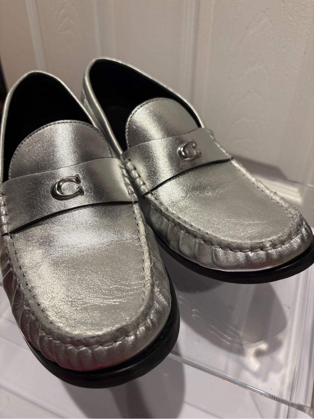 Coach Ronnie Loafer – Silver Metallic Leather – Women’s 9 – “C” Logo